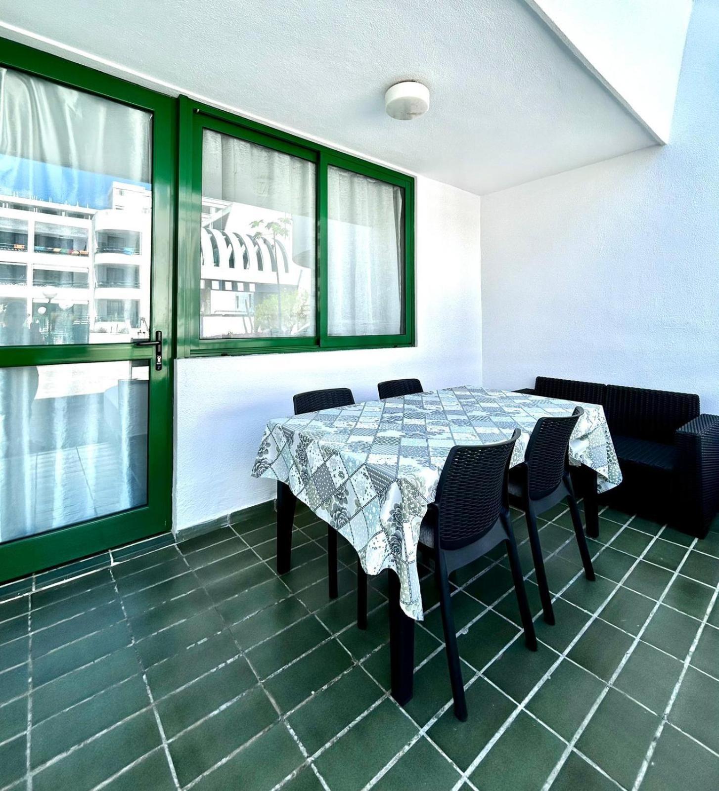 Optimist Playa De Las Americas Apartment Luaran gambar